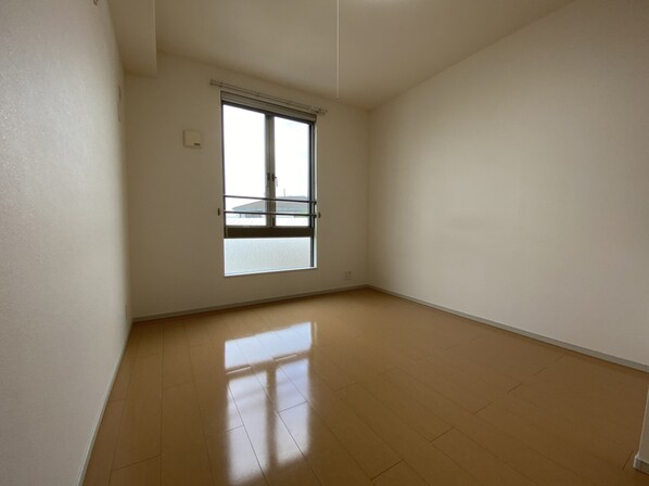 アマルフィ37の物件内観写真